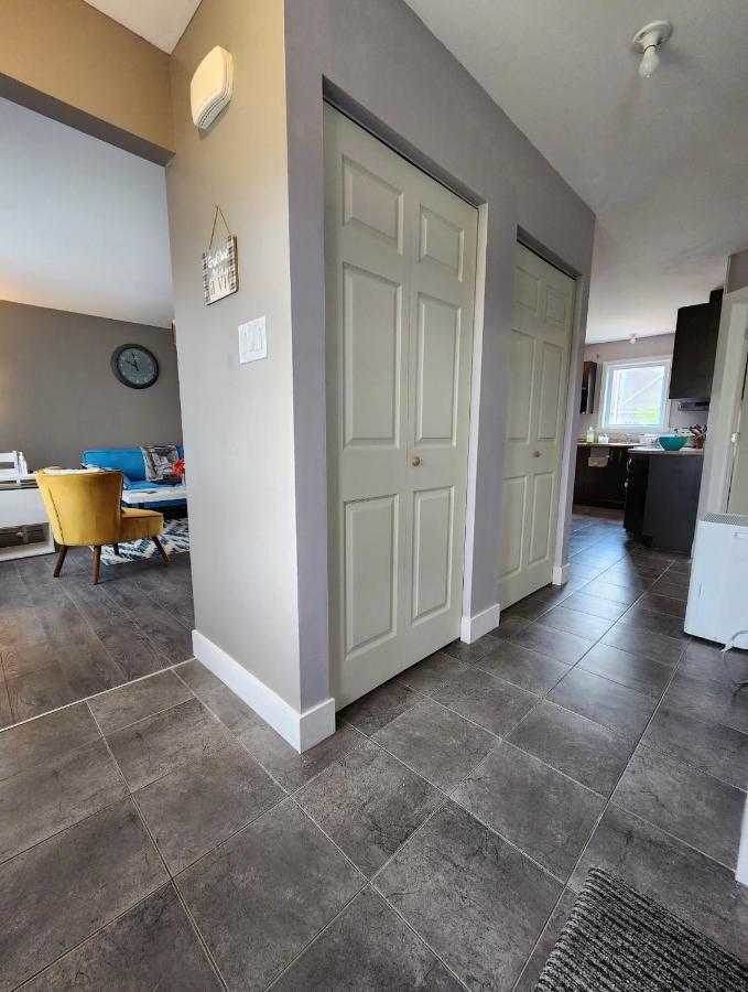 Maison Chaleureuse, Energetique Et Florale Sherbrooke Eksteriør bilde